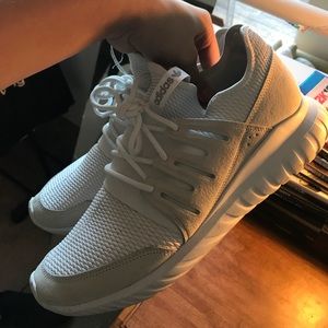 Adidas Tubular radial